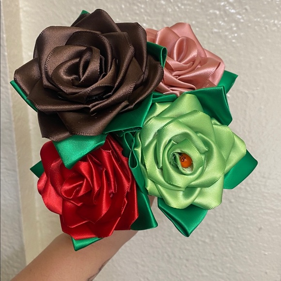 Hand Crafted Satin Rose Pen - Picture 2 of 12